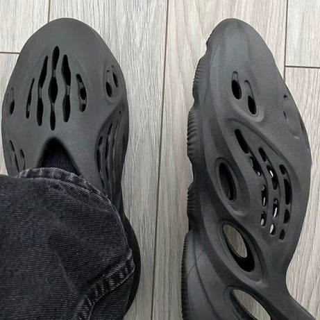 MARINE BAY MENS RUNNERS - BLACK