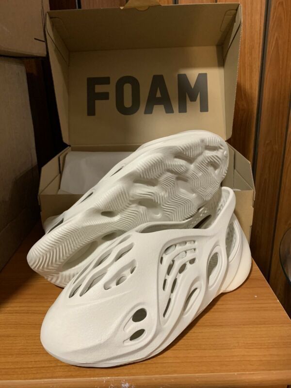 MARINE BAY MENS RUNNERS - White