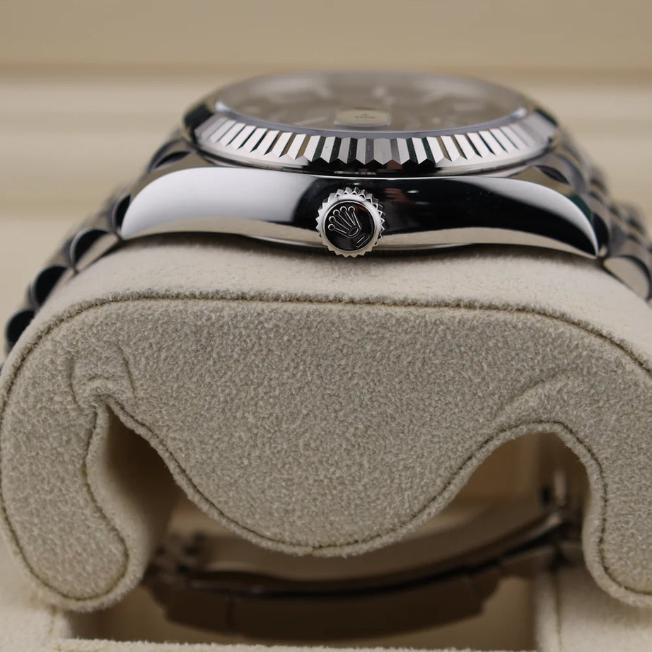 Rolex Sky-Dweller Black Dial on Jubilee 336934