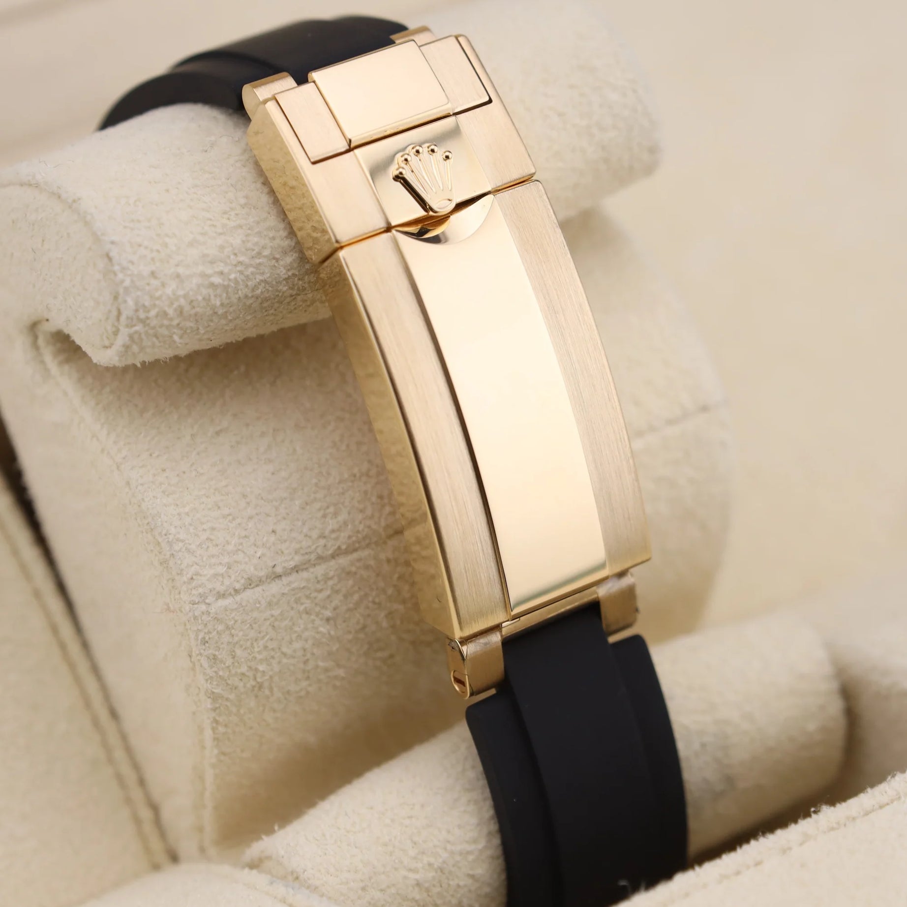 Rolex Daytona Champagne Dial on Oysterflex 126518LN